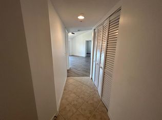 4191 N Haverhill Rd APT 411, West Palm Beach, FL 33417