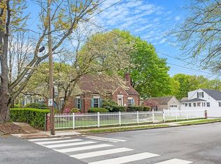 170 Easton St, Lawrence, MA 01843