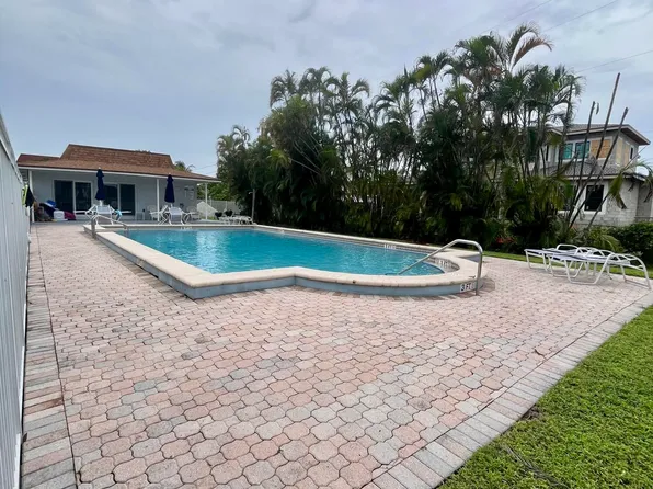 658 NE 6th Court #L, Boynton Beach, FL 33435