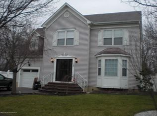 12 Olivia Pl, Matawan, NJ 07747
