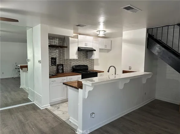 8842 Mission Vega Ct Unit 2, Santee, CA 92071