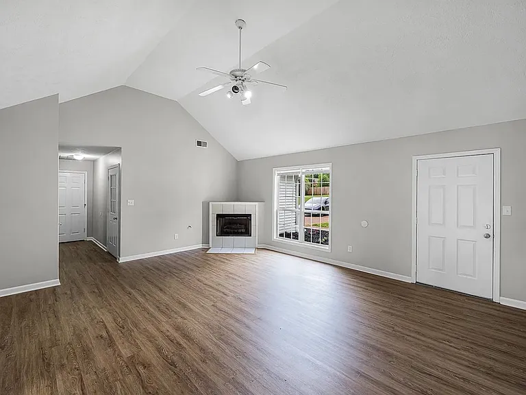 7 Hartsfield Dr — Photo 2