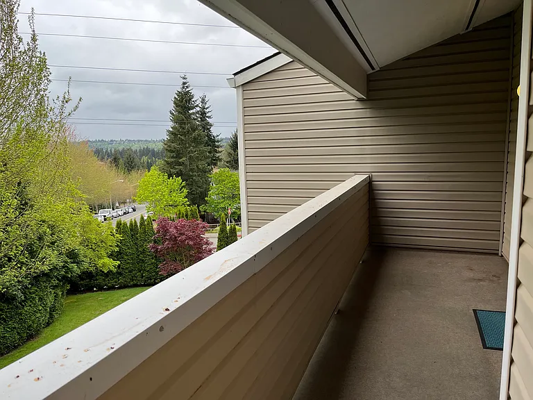 Very Room Deck