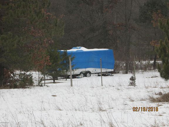 5th image of 3417 N Poplar Ave