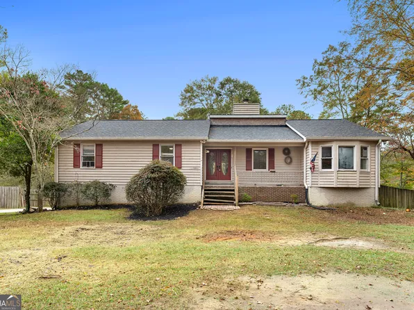 3177 Spring Lake Dr NE, Covington, GA 30013
