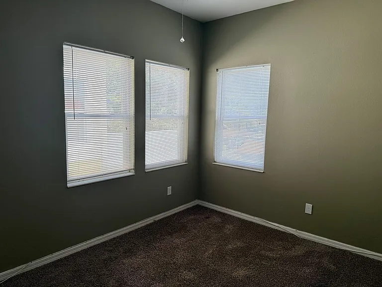 1808 E. Columbus Drive — Photo 30