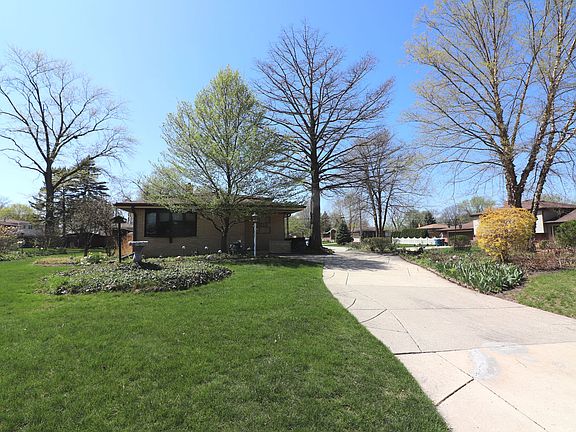 3rd image of 12500 S McVickers Ave