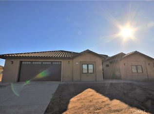 10173 Nielson Rd, Oak Hills, CA 92344