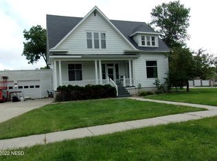 1006 N Broadway, Watertown, SD 57201