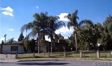 1st image of 1555 N Cypress Ave