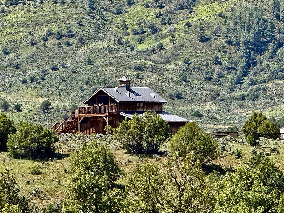 1st image of 3421 S Rockcliff Cir