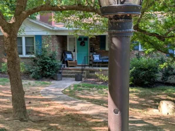 105 Lexington Rd, Chapel Hill, NC 27516