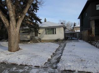 4008 W 2nd St NW, Calgary, AB T2K 0Y6