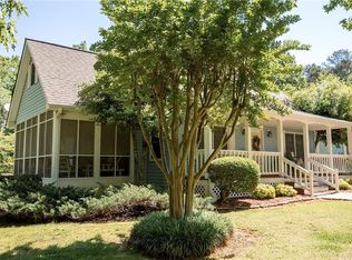 630 Paw Ln, Walhalla, SC 29691
