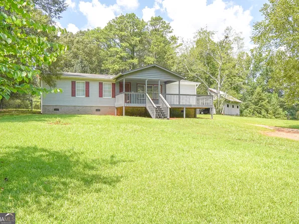 45 Fuller Rd, Locust Grove, GA 30248