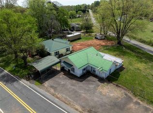8431 Austin Traphill Rd, Elkin, NC 28621