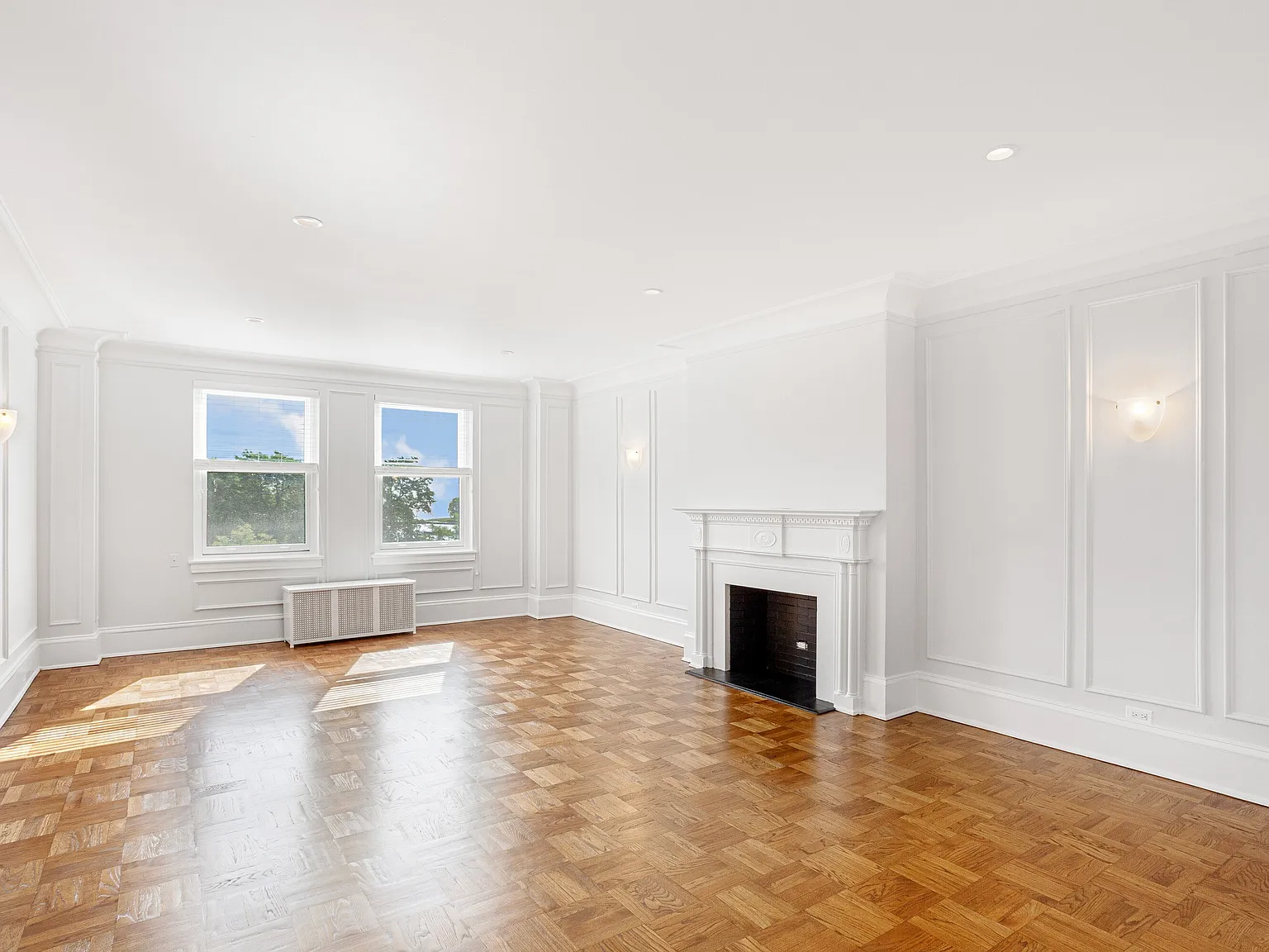 3260-70 N Lake Shore Drive — Photo 3