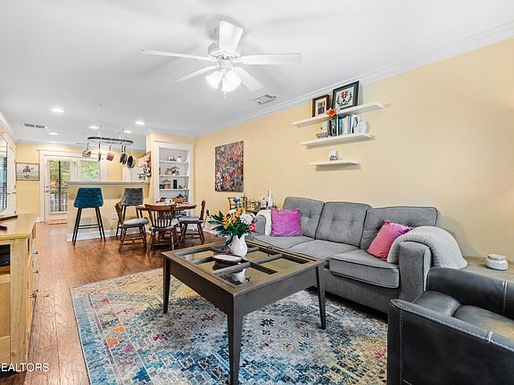 4th image of 3918 Cherokee Woods Way APT 207