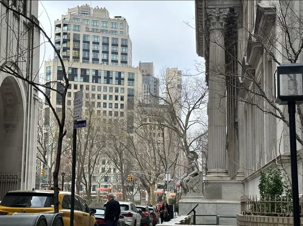 45 East 25th Street image 13 of 14
