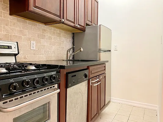 Rented by Corcoran | media 13