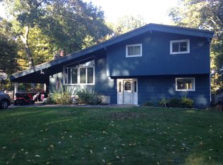 39 Walnut St, Millis, MA 02054