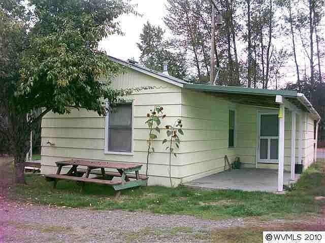 2nd image of 1711 9th Ave