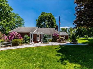 5858 Valencia Rd, Gibsonia, PA 15044