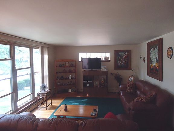 5th image of 3419 S 57th Ct