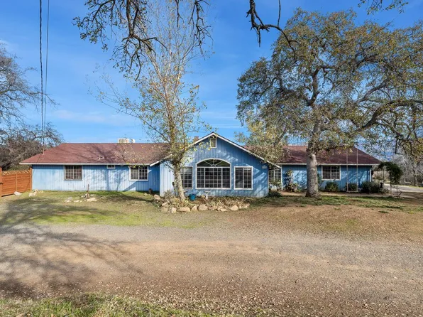 38324 Sumac Ln, Squaw Valley, CA 93675