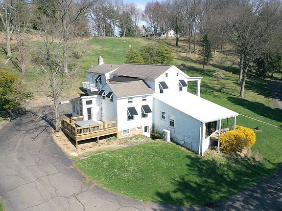 5th image of 155 Hallpen Dr