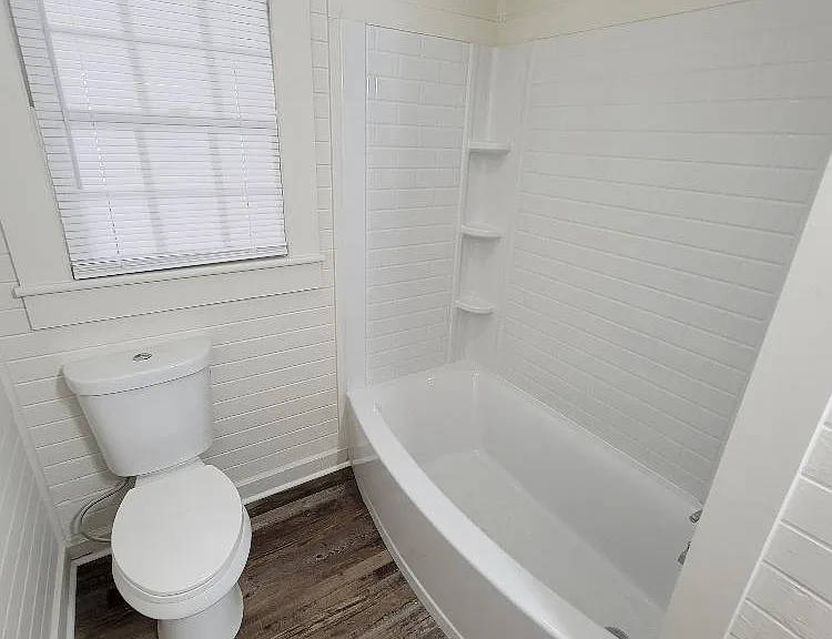 287 S College St — Photo 18