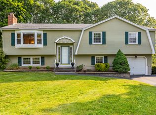10 Longview Ln, Wallingford, CT 06492
