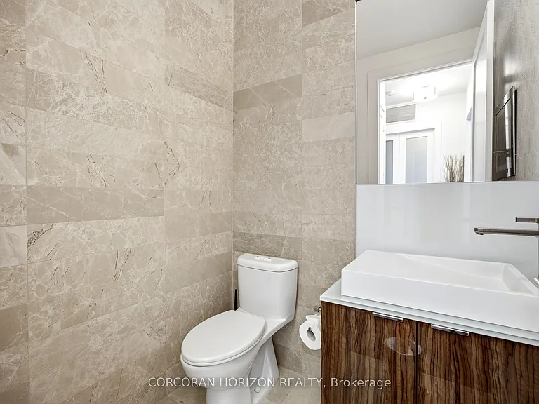 300 Front St W #4403 — Photo 15