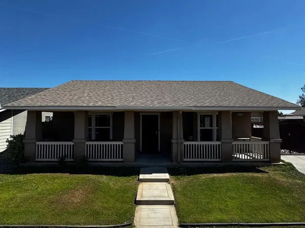 3237 Whittier Ave, Clovis, CA 93611