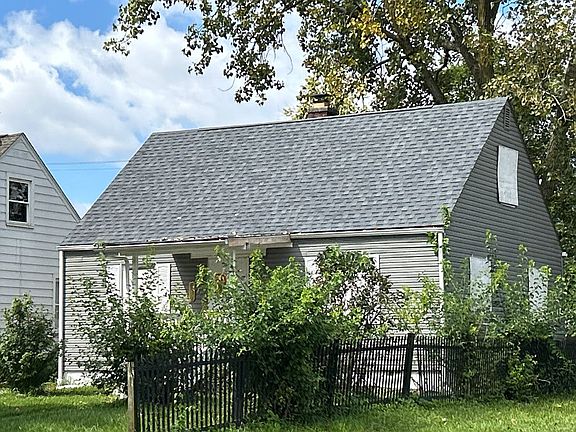 2nd image of 2203 Grasmere Ave