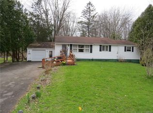 6073 Minoa Rd, Kirkville, NY 13082