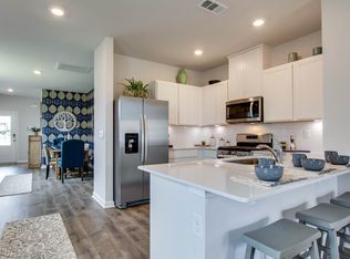 6667 Japonica Ln, White House, TN 37188