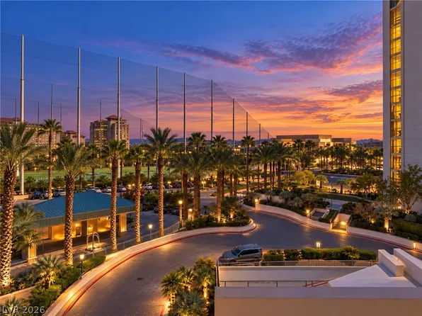 125 E Harmon Ave #518, Las Vegas, NV 89109
