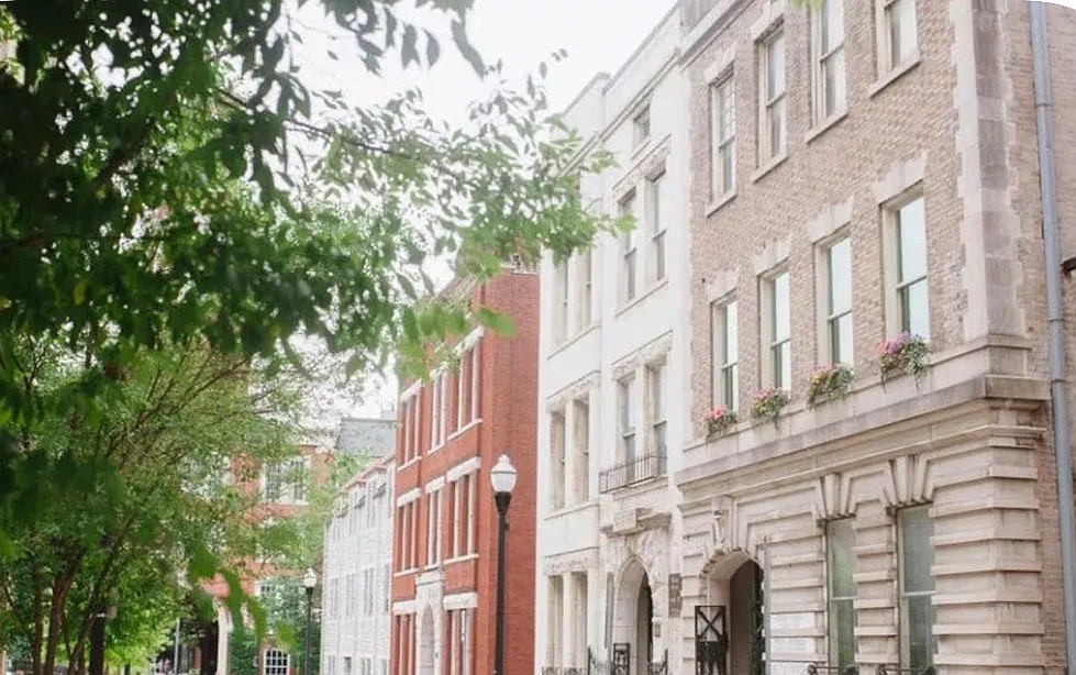 1 bed, 1000 sqft, $2,500 — Photo 1
