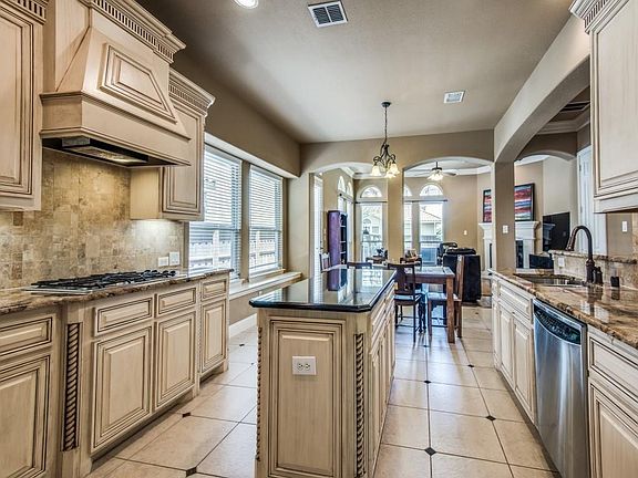5th image of 1624 Camino Lago