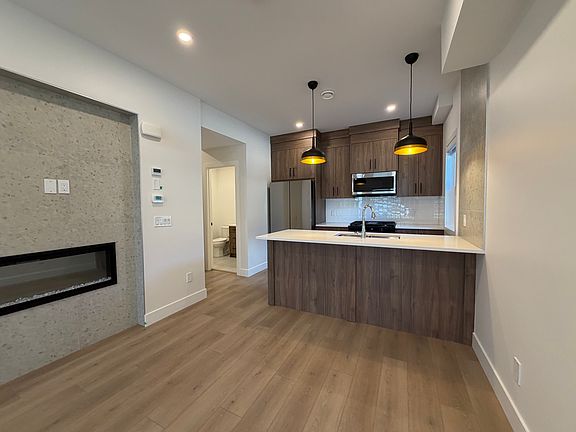 4th image of 3119 45th St SW #1
