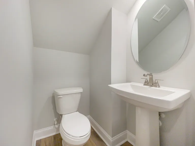 1839 Catawba Ave — Photo 17