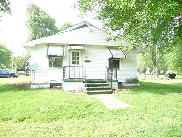 1st image of 500 Benton St
