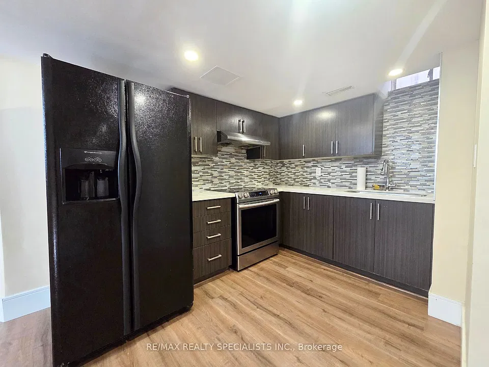 18 Gold Hill Rd #BASEMENT