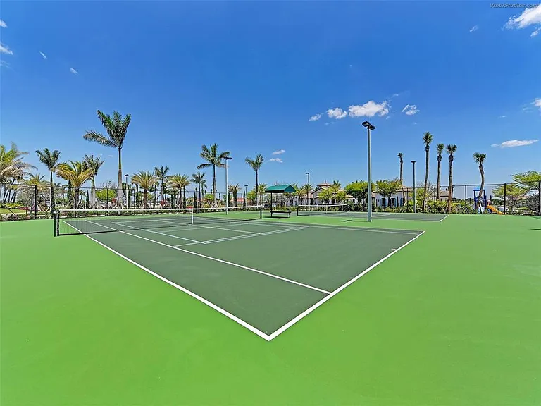 228 Maraviya Blvd — Photo 83