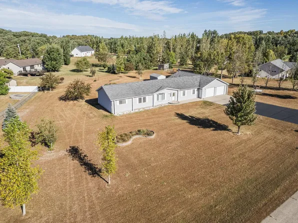 15762 Ridgeview Ln W, Detroit Lakes, MN 56501