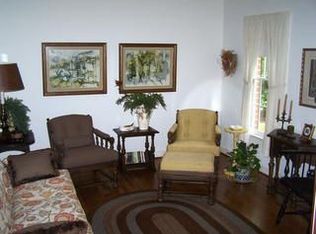 9323 Oak Trl, Ashland, VA 23005