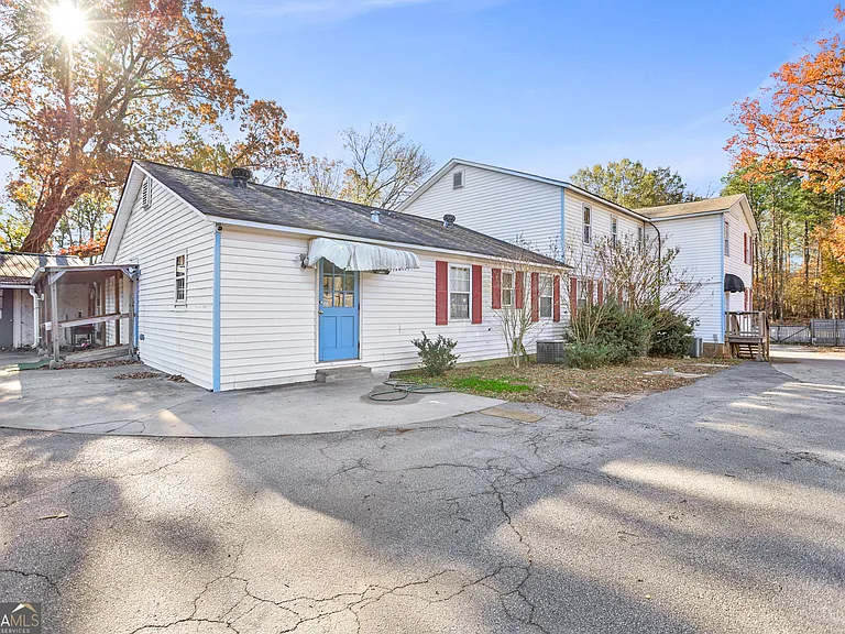 492 Pine Rd — Photo 34