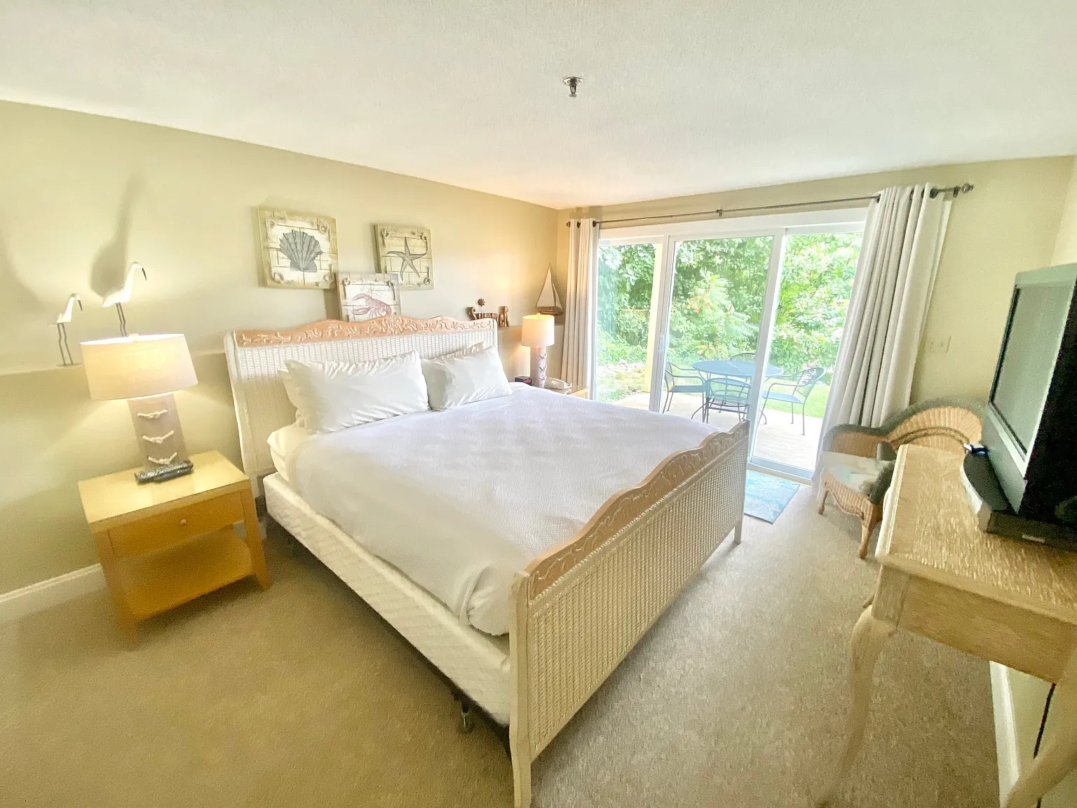 1 bed, 850 sqft, $1,600 — Photo 3