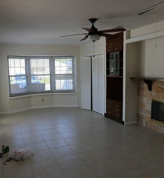 1641 Toledo Ave — Photo 11